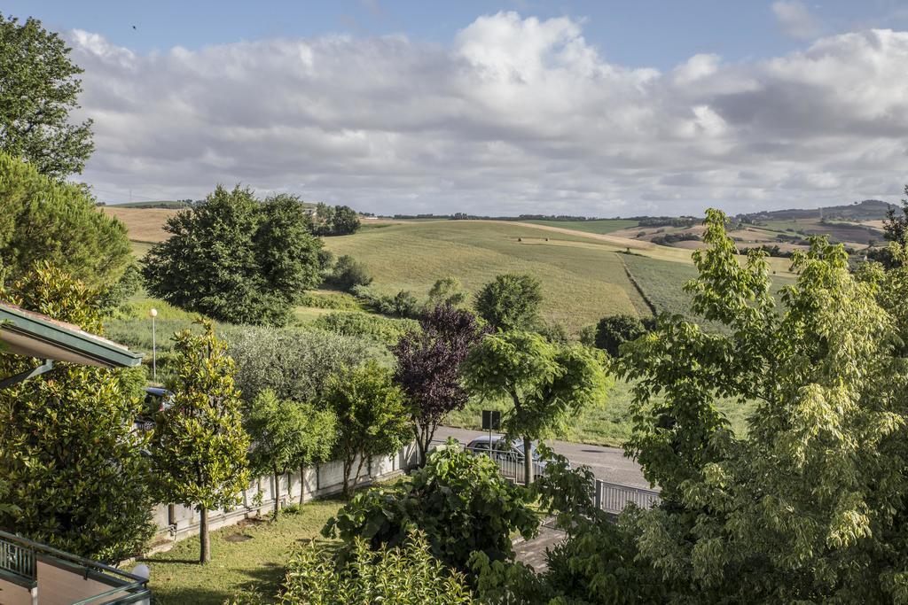 Bianco Nuvola Bed & Breakfast Montecchio  Eksteriør bilde